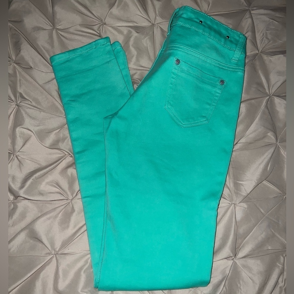 Puzzle Classic Jeans Wear